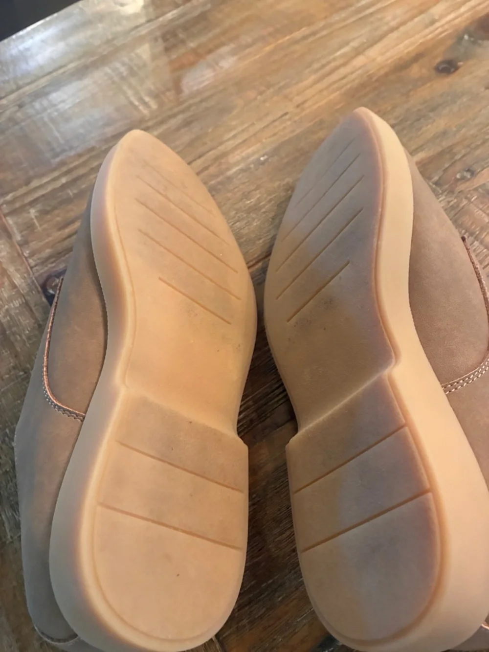 Men’s Abound size 8 suede shoes